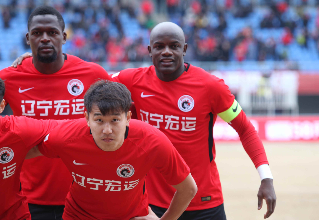 北京首钢训练开放日，窗口期完成体检引欢呼，中超在即，轮换策略成焦点的简单介绍