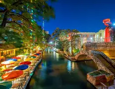 包含圣安东尼奥马刺迎NBA季后赛关键赛；集结日再遭质疑；压力陡增；心理建设被强调的词条