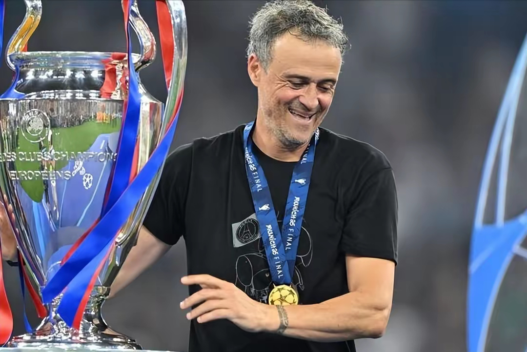 kaiyun-巴黎圣日耳曼迎CBA季后赛关键赛；加时末段防线松动；气氛紧张；身体对抗强度拉满的简单介绍