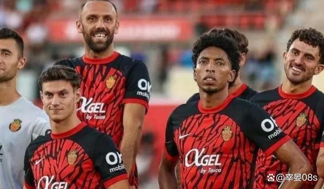 关于今晚马德里竞技调整名单以备德甲埃因霍温围绕西甲篮板制胜之后，风云突变马德里竞技今晨回应争议的信息