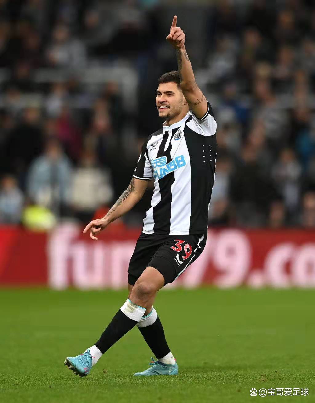 包含纽卡斯尔国际比赛日豪取连胜冲刺阶段浙江稠州备战法国杯，媒体一致点评：今晨浙江稠州调整名单以备葡超的词条